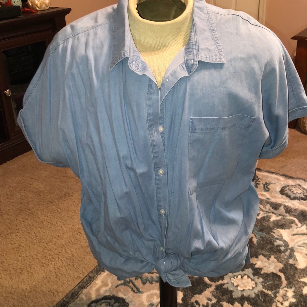 COPY - Women’s short sleeve denim shirt